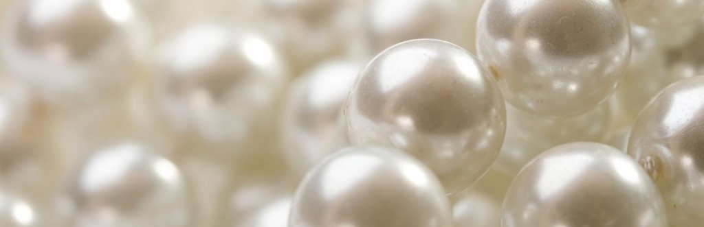 How to Tell a Natural Pearl from a Cultured or Imitation Pearl