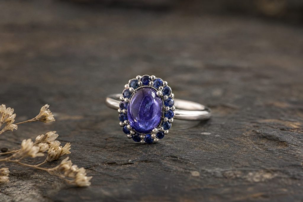 Genuine Tanzanite Rings: What to Know Before You Buy
