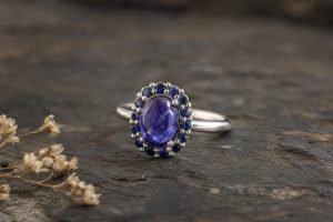 Genuine Tanzanite Rings: What to Know Before You Buy