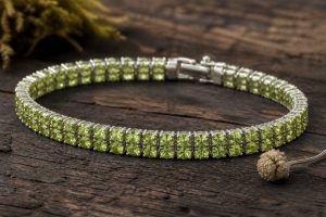August Birthstone Bracelet: Peridot in Sterling Silver