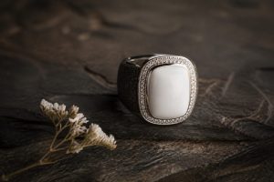 Howlite Properties: A Buyer's Guide